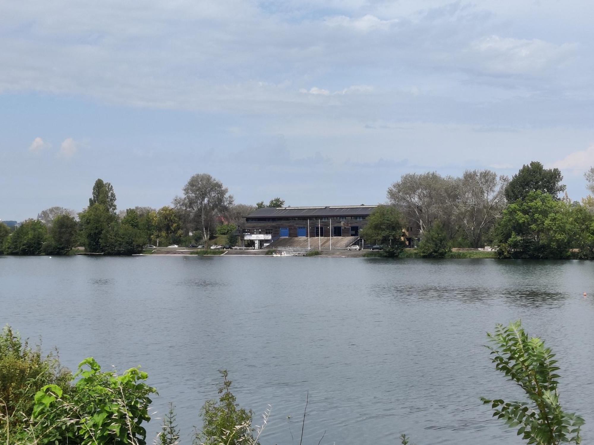 Bel Appart Renove Avec Terrasse Saint-Avertin Buitenkant foto