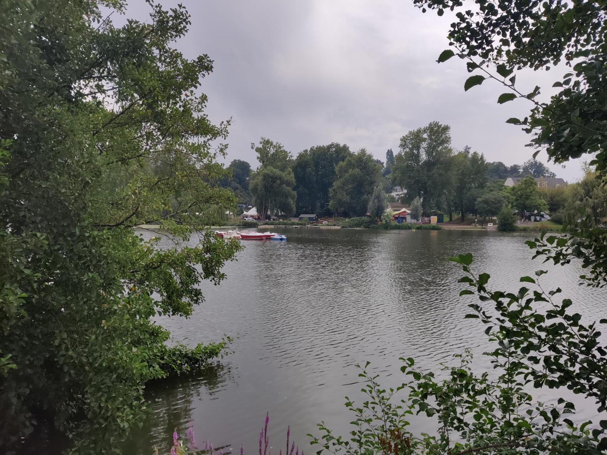 Bel Appart Renove Avec Terrasse Saint-Avertin Buitenkant foto
